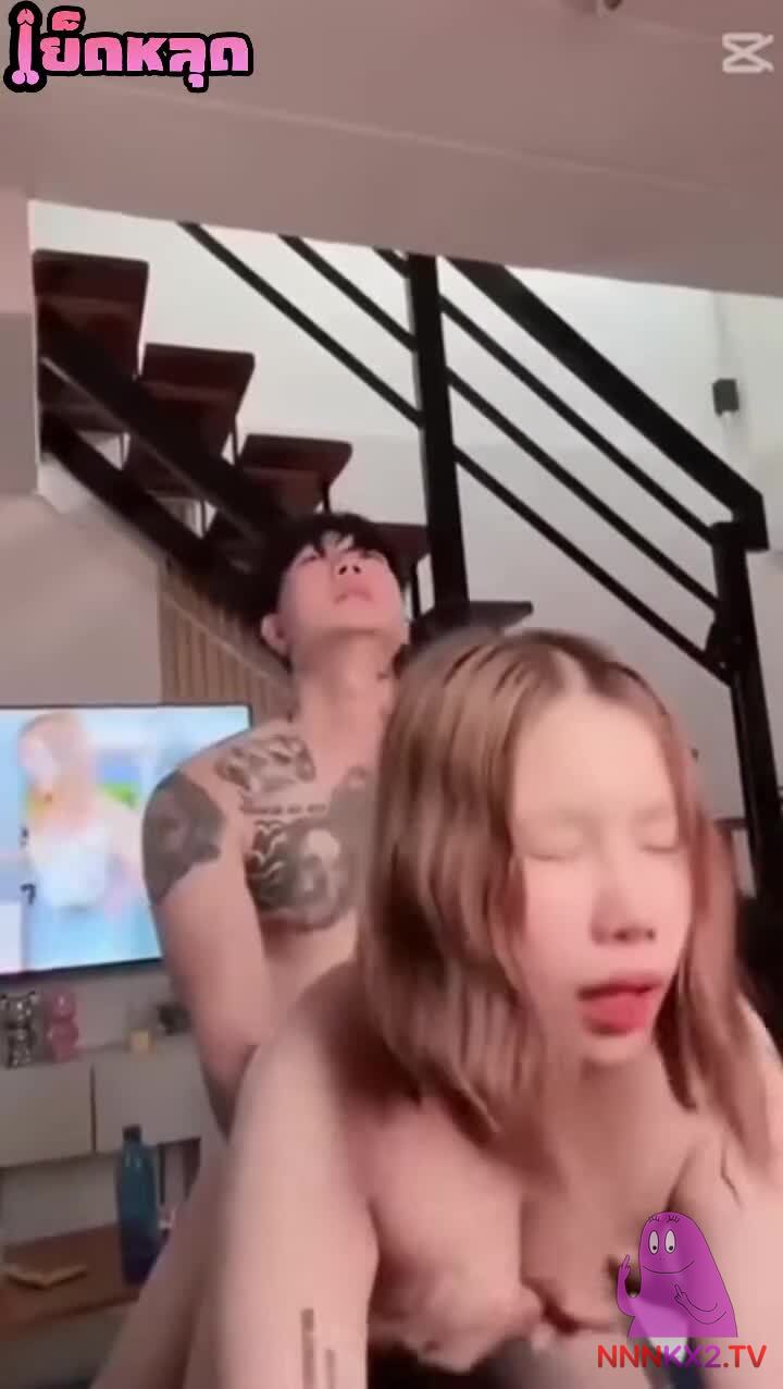 คลิปหลุด onlyfans คลิปหลุดสาวหมวยผมสั้น ทางบ้านเอวเด็ดขย่มควยน้ำหีเยิ้ม ก่อนโดนกระแทกท่าหมาจัดเต็ม ปี 2026