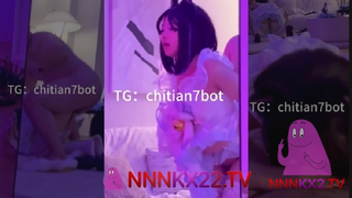 คลิปหลุดมาใหม่ chitian7bot สาวหมวยหลุดคอสเพลย์โคตรน่ารักใส่หูกระต่าย ยืนซอยหีหน้ากระจกแบบเสียวๆแล้วค่อยมาจับโม๊คควยจนน้ำแตกเต็มปากอย่างฟิน โคตรเด็ด